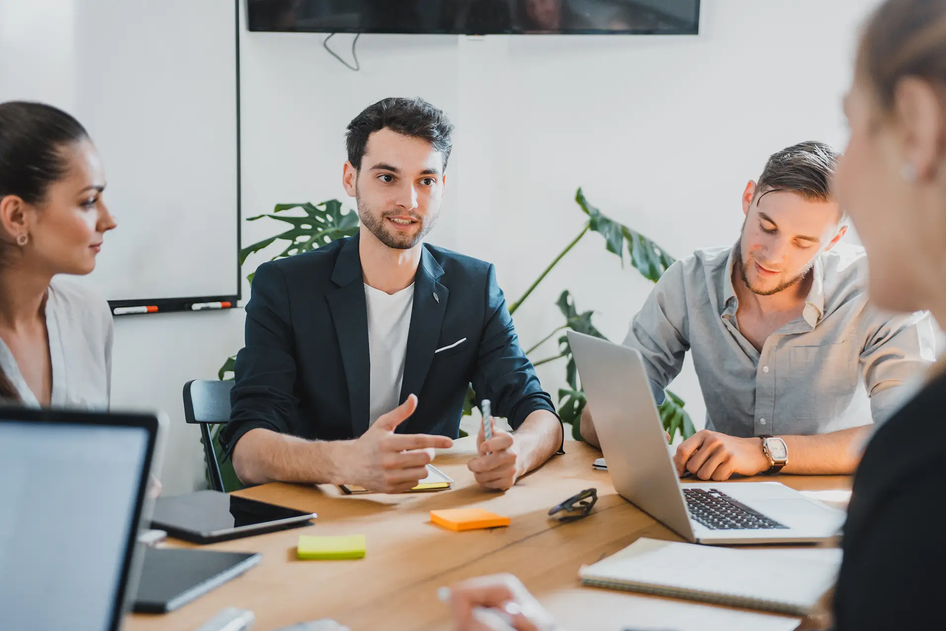 Актуализация данных и отчетности ежедневно и в реальном времени